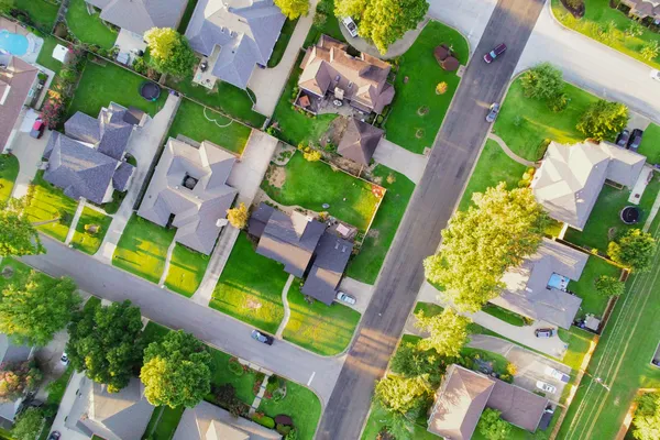 How To Choose The Right Neighborhood For Your New Home